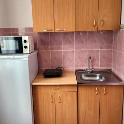 1-комнатные апартаменты эконом с 1 односпальной и 1 двуспальной кроватью
