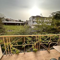 Номер улучшенный стандарт с 1 двуспальной кроватью