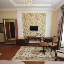 Номер стандарт с 2 односпальными кроватями (с завтраком)
