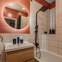 Фото Отель Дизайнерская квартира от Welcome V Ekb