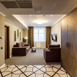 Номер люкс с 1 двуспальной кроватью