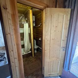 Номер стандарт семейный с 1 односпальной и 2 двуспальными кроватями