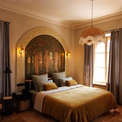 Номер студия премиум Персик