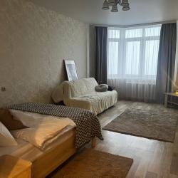Фото Апартаменты на ул. Крайнова 3А