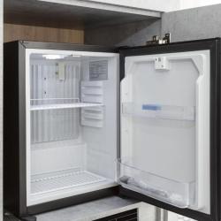 Фото Отель Ikos Polyana