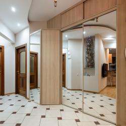 Фото Отель GMApartments (ДжиЭмАпартментс) на переулке Серпов 3-5