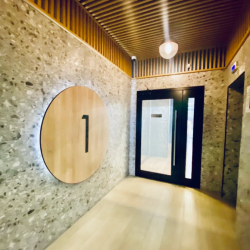 Фото Отель Гостим Посуточно на улице Первооткрывателей