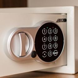 Номер люкс улучшенный с 1 двуспальной кроватью