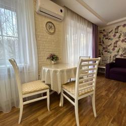 Фото Апартаменты на улице Ленина 5Е