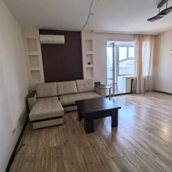 Фото Отель Бoльшая 3-x комнaтнaя кваpтира в центре города