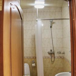 Номер стандарт семейный с 1 двуспальной кроватью