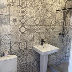 Номер стандарт с 1 односпальной и 1 двуспальной кроватью