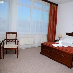 Номер стандарт с 1 двуспальной кроватью