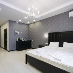 Фото Отель House on Potapova (Гостевой дом на Потапова)