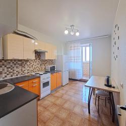 Фото Апартаменты на улице Беляева 33к2