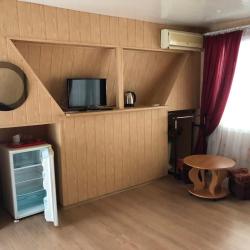 Комната стандарт с боковым видом на море (мансарда)