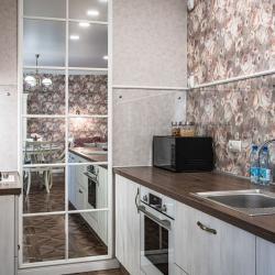 Фото Апартаменты Роза ветров на улице Валентина Мосина 2