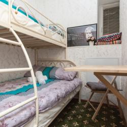 Номер стандарт эконом с 1 двуспальной кроватью