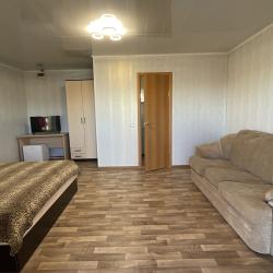 Апартаменты эконом с 1 двуспальной кроватью