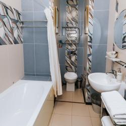 Номер стандарт с 1 двуспальной кроватью
