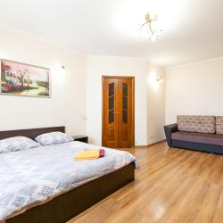 Фото Отель BigHouse22 на улице Папанинцев 111