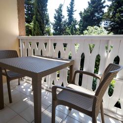 Номер стандарт с 1 двуспальной кроватью и балконом