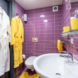 4-местные 2-комнатные апартаменты люкс улице Ленина 24