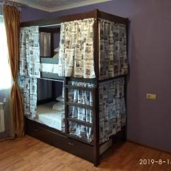Кровать в общем номере с 2 двухъярунсыми кроватями (общие удобства)