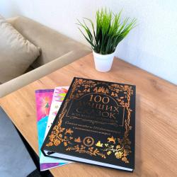 Номер полулюкс с 1 односпальной и 1 двуспальной кроватью