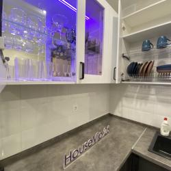 Фото Апартаменты Housevip на улице Рогожникова 19/3