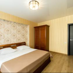 Фото Апартаменты на улице Революционная 3