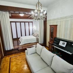 Фото Отель FlatStay Достоевского 38 | 3шка на 8 человек в Петербургском стиле
