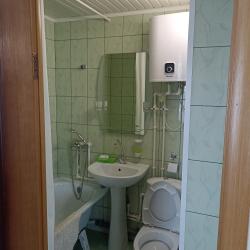 Номер комфорт полулюкс с 1 двуспальной кроватью