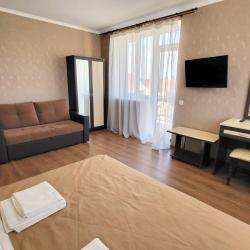Комната полулюкс с 1 двуспальной кроватью