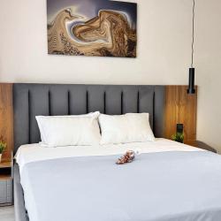 4-комнатные апартаменты улучшенные с балконом