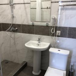 Номер стандарт с 1 двуспальной кроватью
