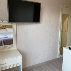 Номер стандарт комфорт с 1 двуспальной кроватью