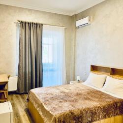 Номер стандарт улучшенный с 1 двуспальной кроватью