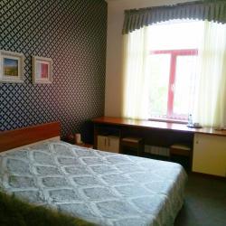 Номер стандарт с 1 двуспальной кроватью