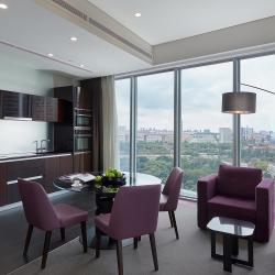 Corner Superior Apartment