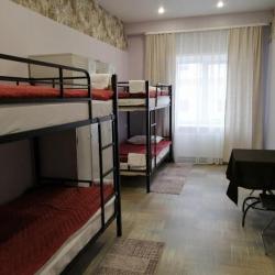 Кровать в общем 4-местном номере (удобства на этаже)(с завтраком)