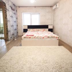 Фото Отель Pryanik Apartments (Пряник Апартментс) на улице Михеева 29