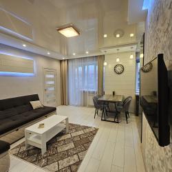 Фото Апартаменты на улице Мельникайте 94