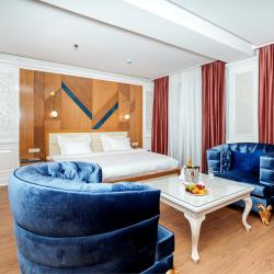 Номер люкс с 1 двуспальной кроватью