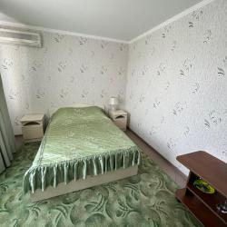 Номер стандарт с 1 двуспальной кроватью