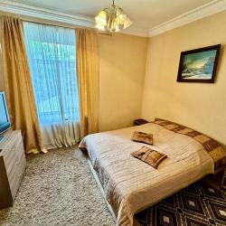 Фото Апартаменты на улице Красная 33