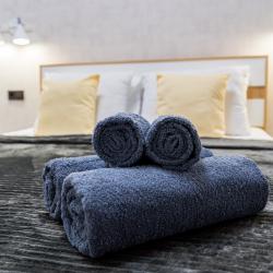 Фото Отель LetoApart (ЛетоАпарт) на улице Лейтенанта Шмидта 17-10