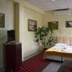 Номер комфорт бизнес с 1 двуспальной кроватью