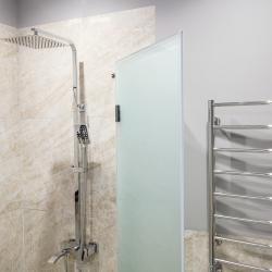 Джуниор Сюит