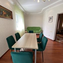 Апартаменты люкс с кухней и террасой